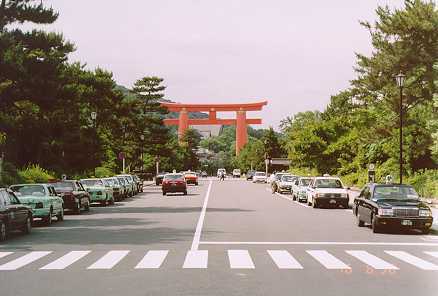 Heian pyhkn torii-portti 
 Kiotossa