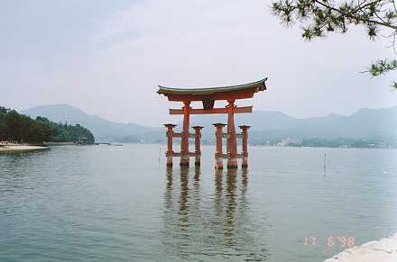 Miyajiman torii